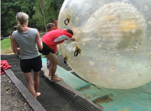 Pod London Go Zorbing 