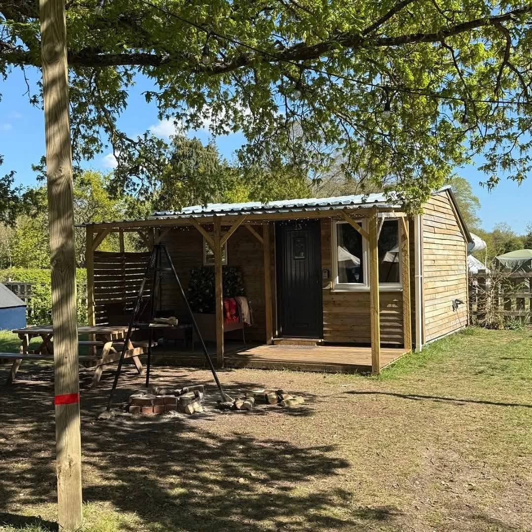 Bell Tent Glamping – Luxury Coastal Glamping & Nature Retreats in Hampshire