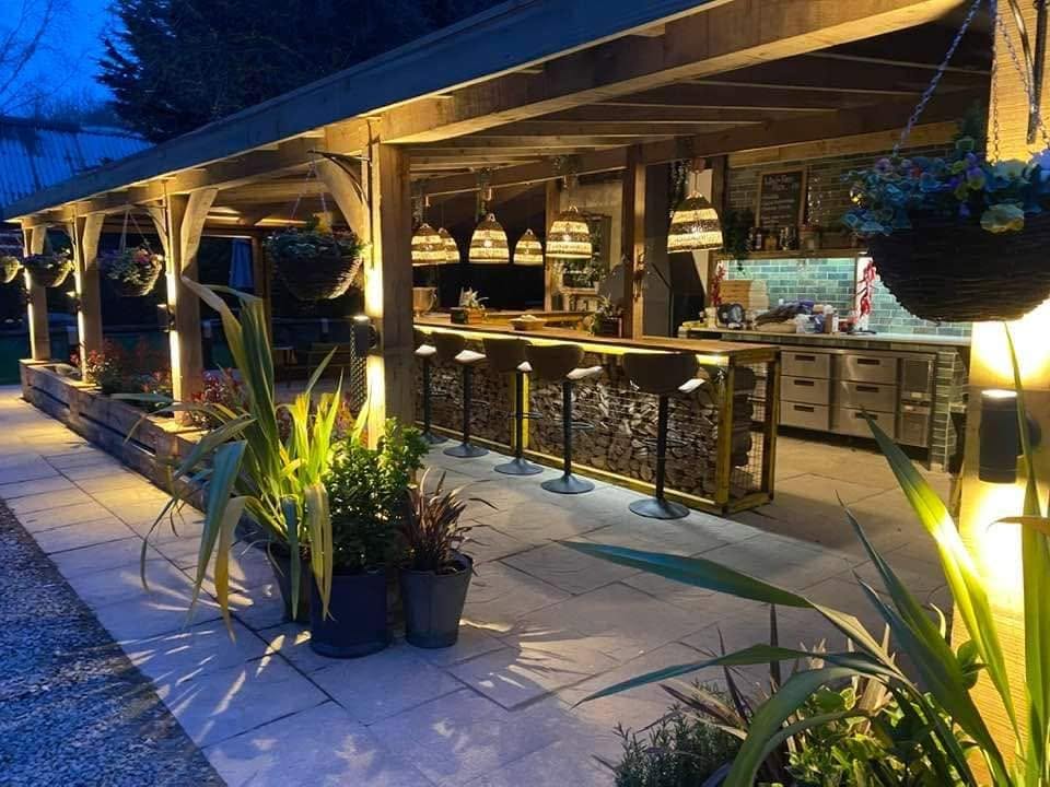Bell Tent Glamping – Luxury Coastal Glamping & Nature Retreats in Hampshire