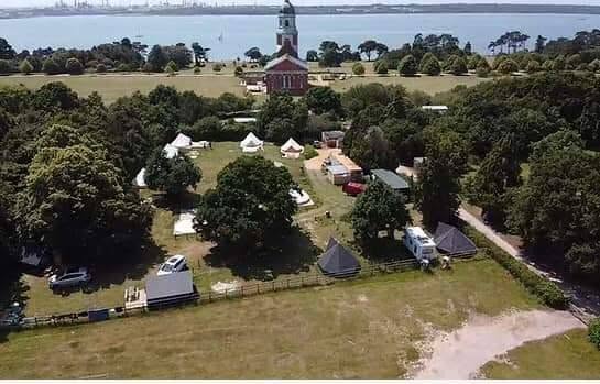 Bell Tent Glamping – Luxury Coastal Glamping & Nature Retreats in Hampshire
