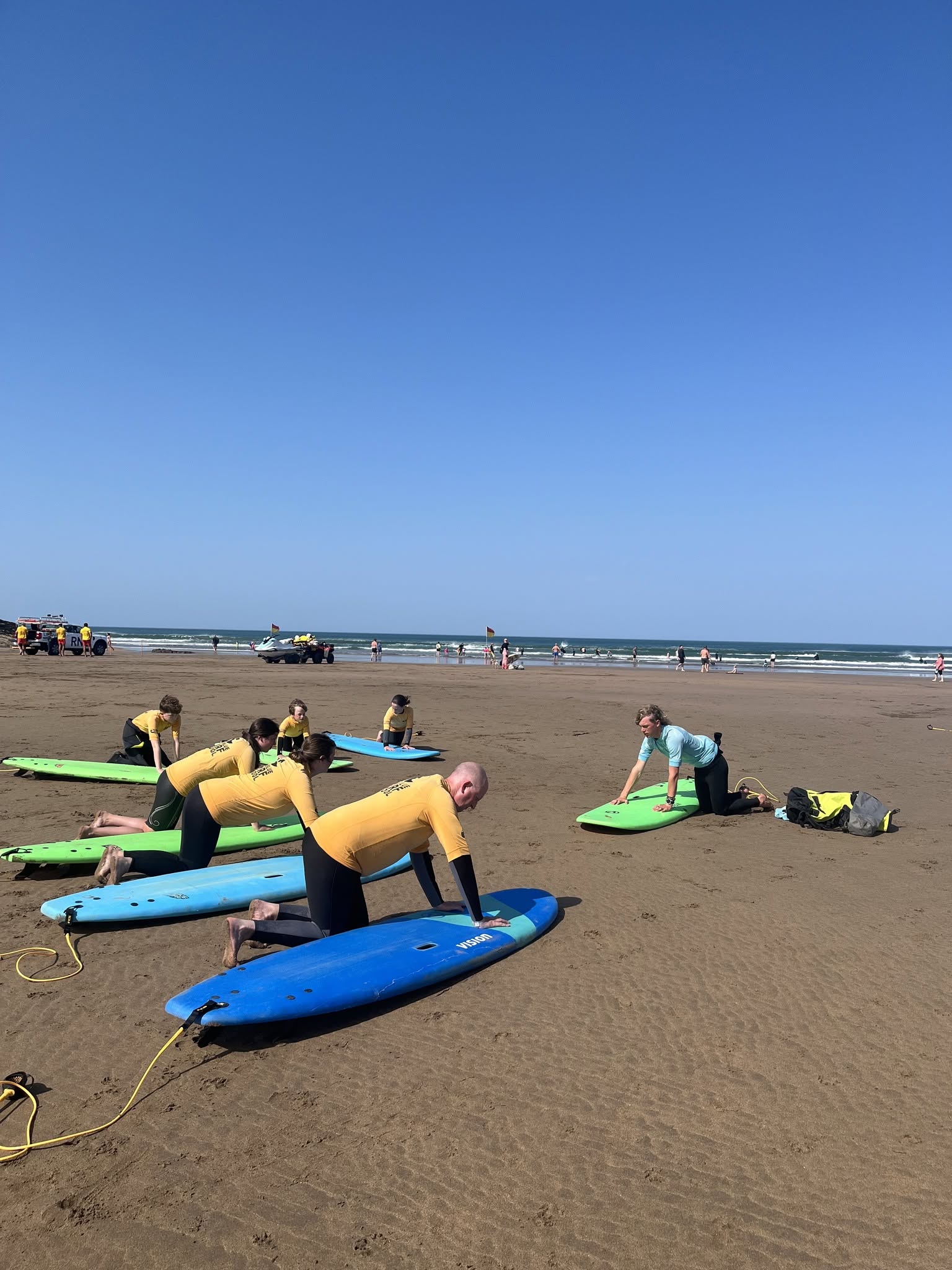 Big Blue Surf School – Expert Surf Lessons, Coasteering & Hire on Summerleaze Beach, Bude