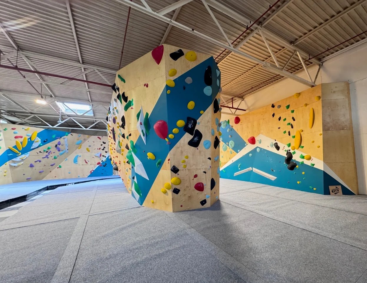 BoulderRyn – Indoor Climbing in Falmouth, Cornwall