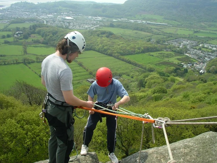 DC Outdoors – Outdoor Activities & Adventure Days in the Peak District