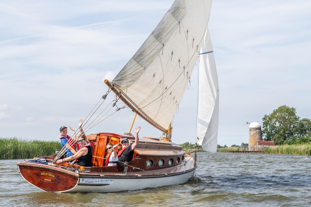 Eastwood Whelpton Sailing – Experience Boating Holidays on the Norfolk Broads