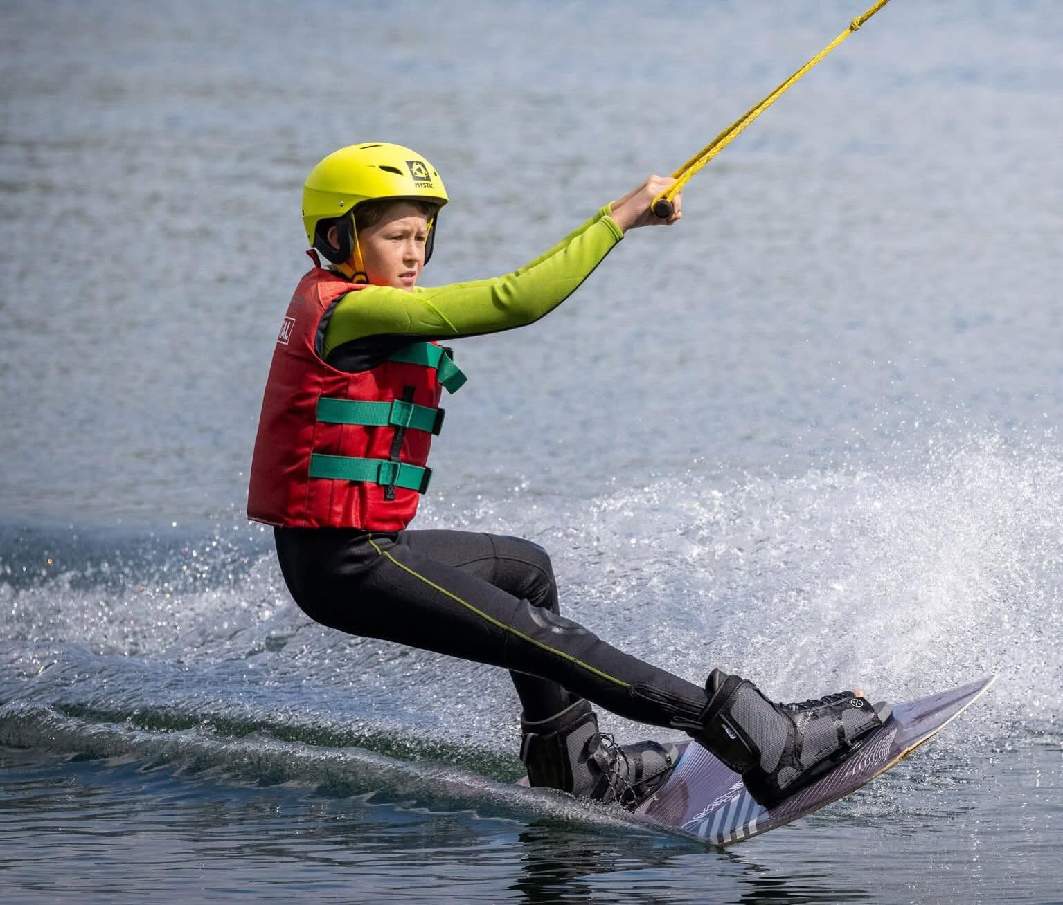 Lake Ashmore, Liquid Skillz – Wakeboarding, SUP & Open Water Swimming near Cambridge