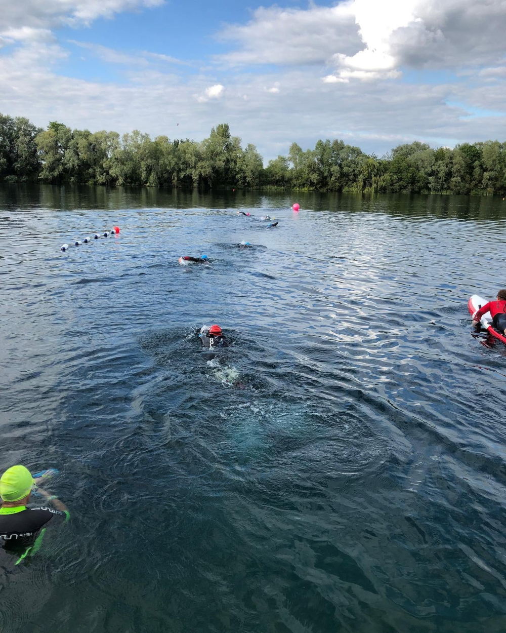 Lake Ashmore, Liquid Skillz – Wakeboarding, SUP & Open Water Swimming near Cambridge
