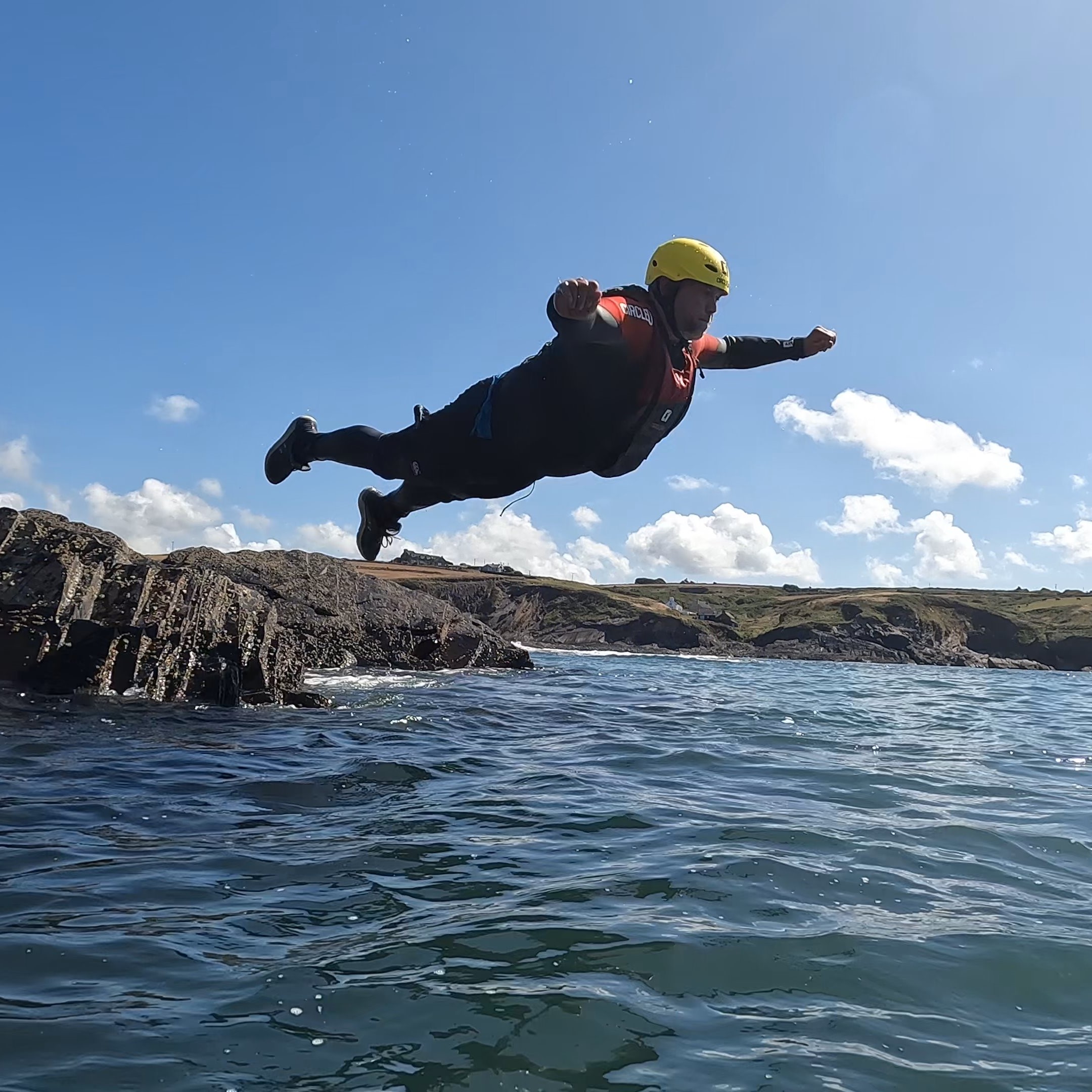 Pembrokeshire Coastal Adventure – Coasteering & Climbing Near Tenby, West Wales
