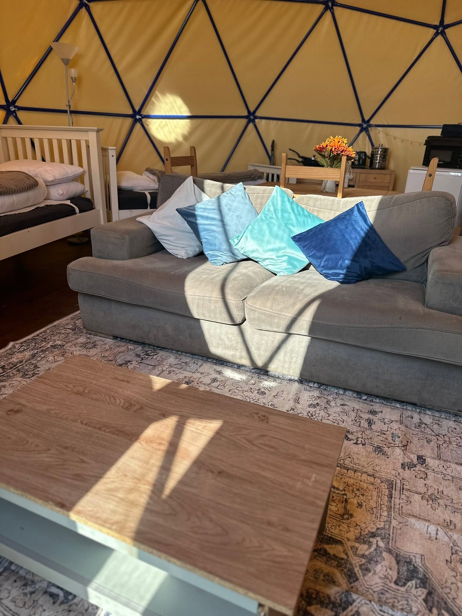Thorning Farm Glamping & Camping – Coastal Glamping in Carmarthenshire, Wales